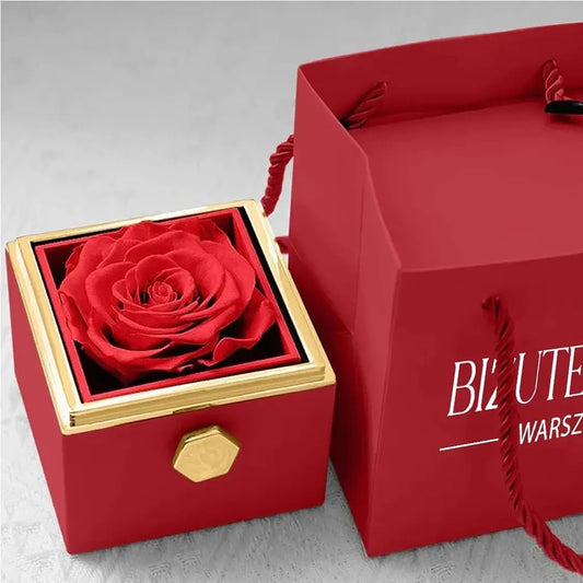 GRAWEROWANY NASZYJNIK Z PUDEŁKIEM Z WIECZNĄ RÓŻĄ